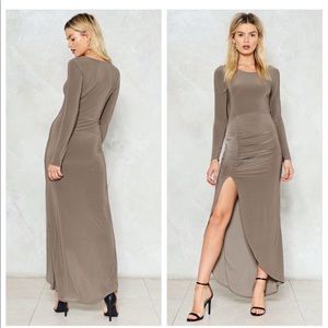 New Nasty Gal Womens Brown Ruched Bodycon Maxi Dress Front Slit Size 6
